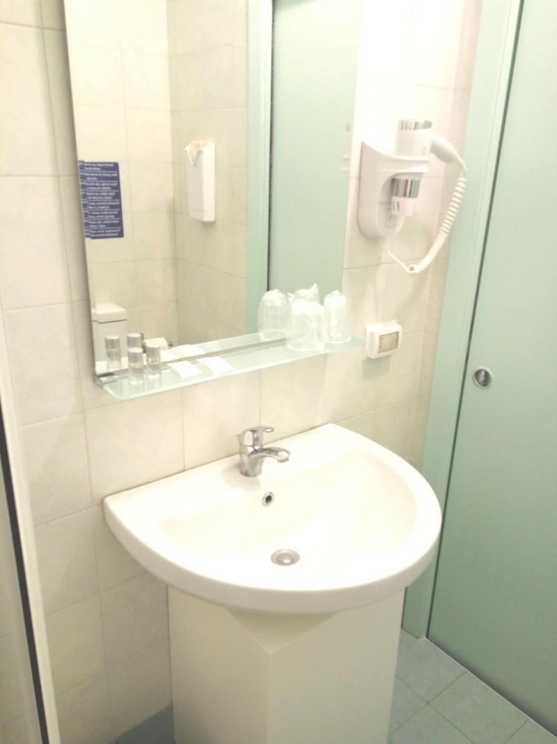 Michelangelo Rooms Aeroporto di Catania Fontana Rossa Esterno foto