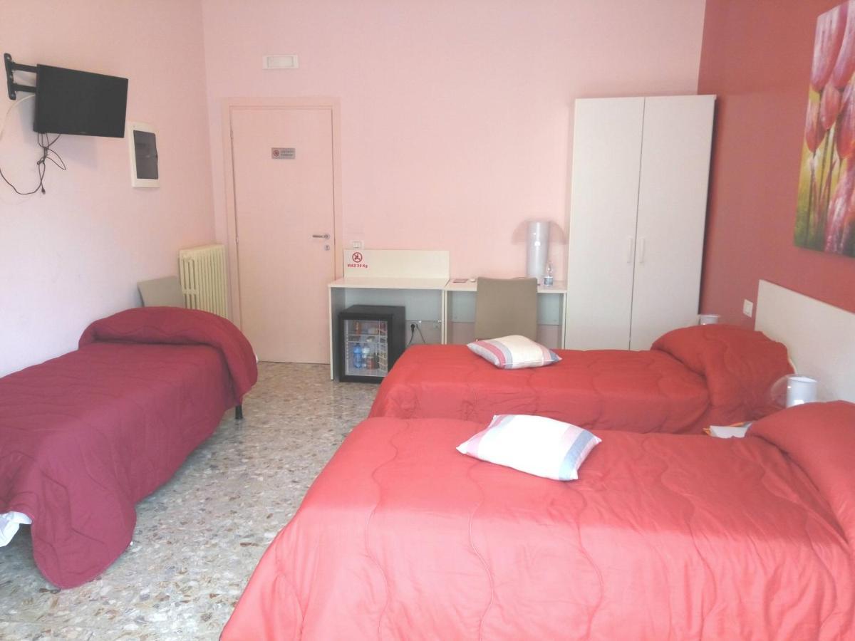 Michelangelo Rooms Aeroporto di Catania Fontana Rossa Esterno foto